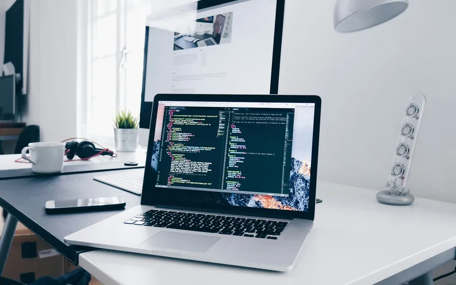 Application Modernization: A Strategic Roadmap for IT Leaders